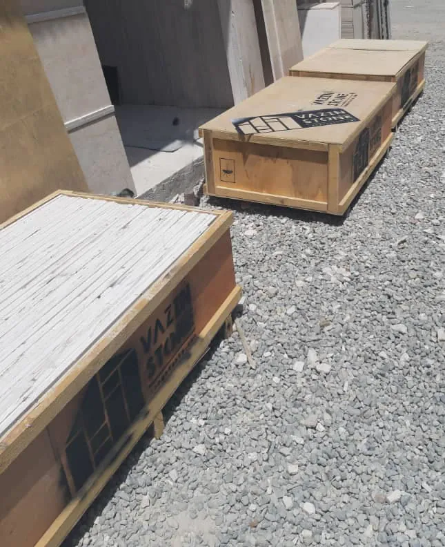 palletizing of building stones (travertine and marble) for export from iran
