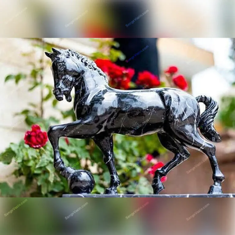 horse statue