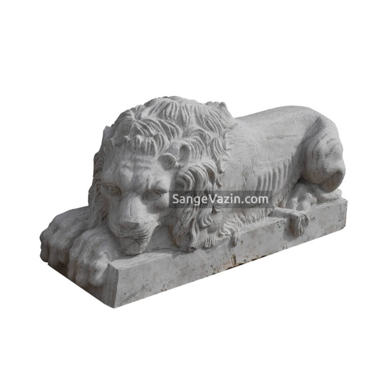 lion statue outdoor