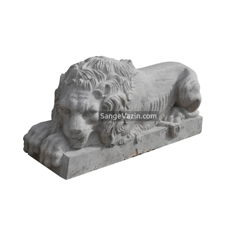 lion statue outdoor