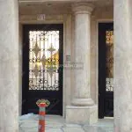 travertine stone clomun