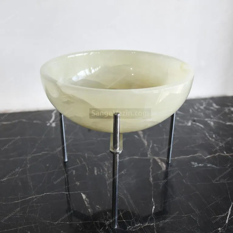 Moon onyx bowl