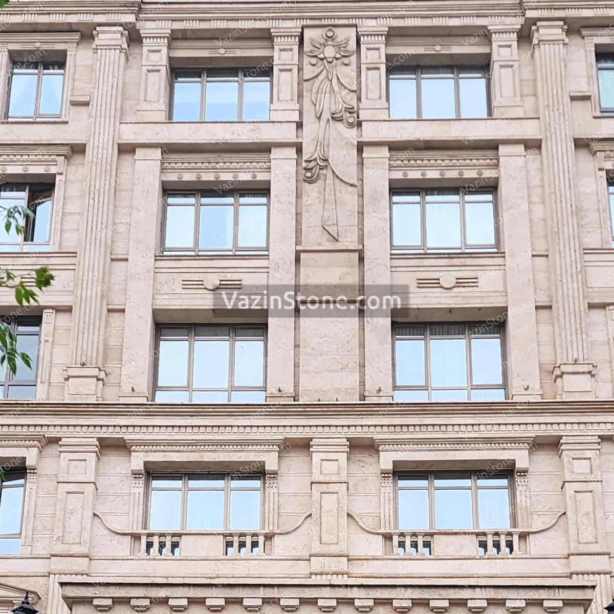 travertine on classical Roman architecture building
