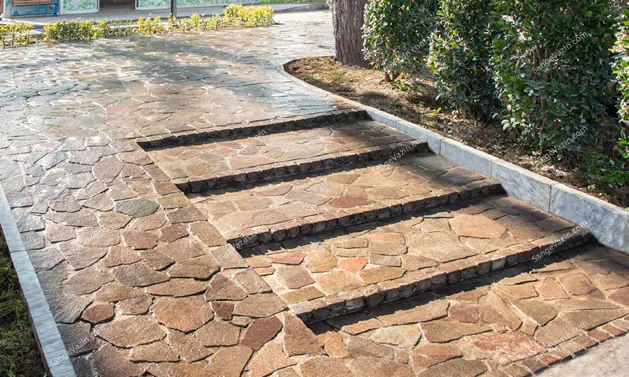Flagstone Outdoor Staircase