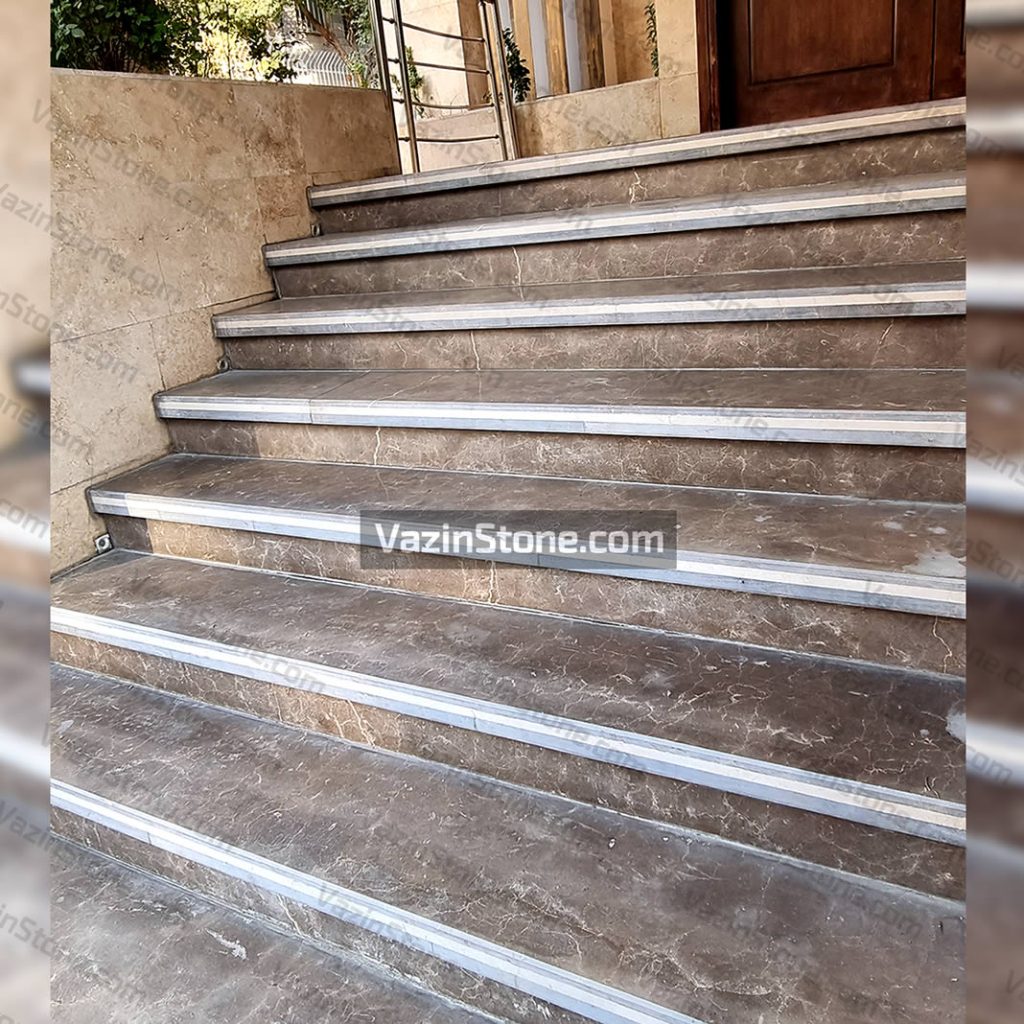 spider dehbid stairs on outdoor