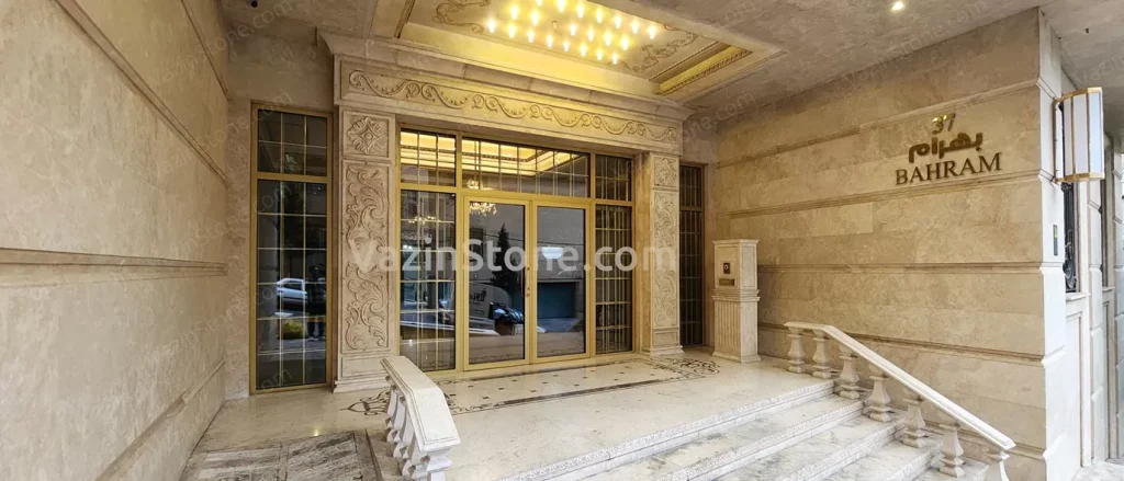 Stonemasonry on the building entrance