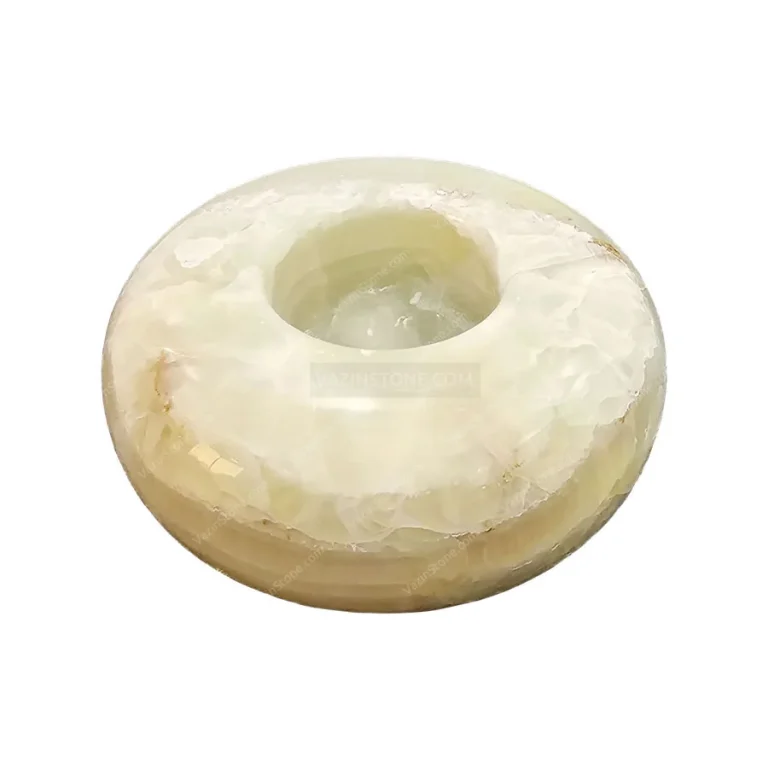 Dara stone candlestick