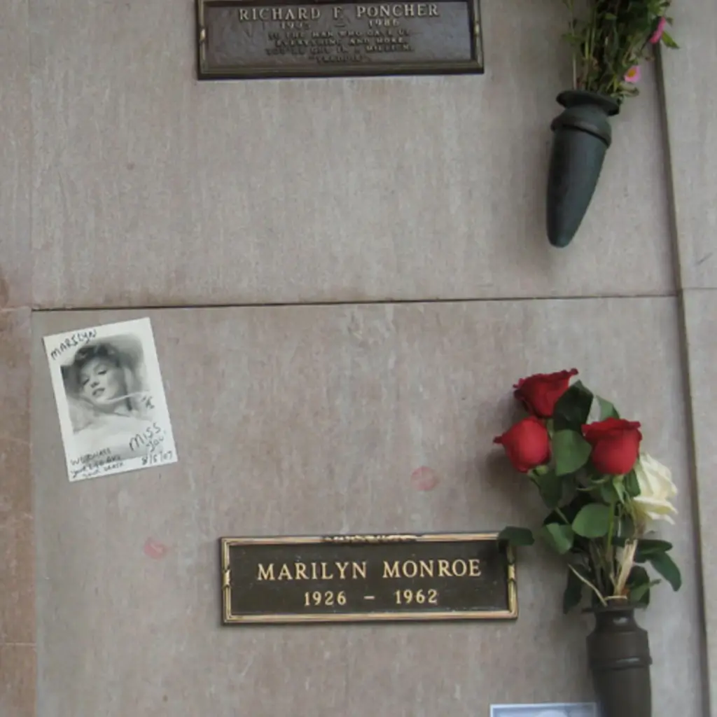 Marilyn Monroe's tombstone